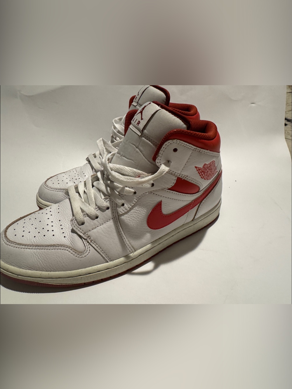 Nike Air Jordan 1 Mid White & Red Men's 10,5